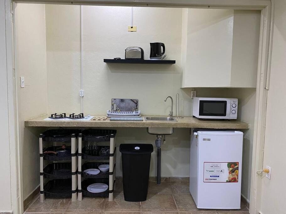 Cozy Studio Apartment Minutes From The Beach Willemstad Eksteriør bilde